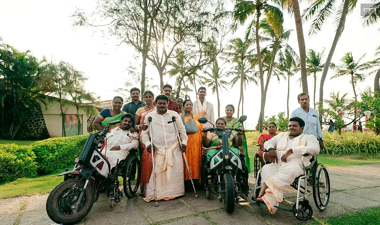 The couples of the 101 Weddings initiative together at the venue